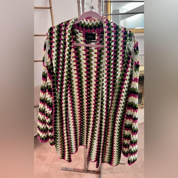 Mira Crochet Knit Cardigan - Picture 7 of 9